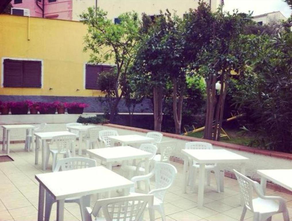 Hotel La Conchiglia Marciana Marina  Buitenkant foto