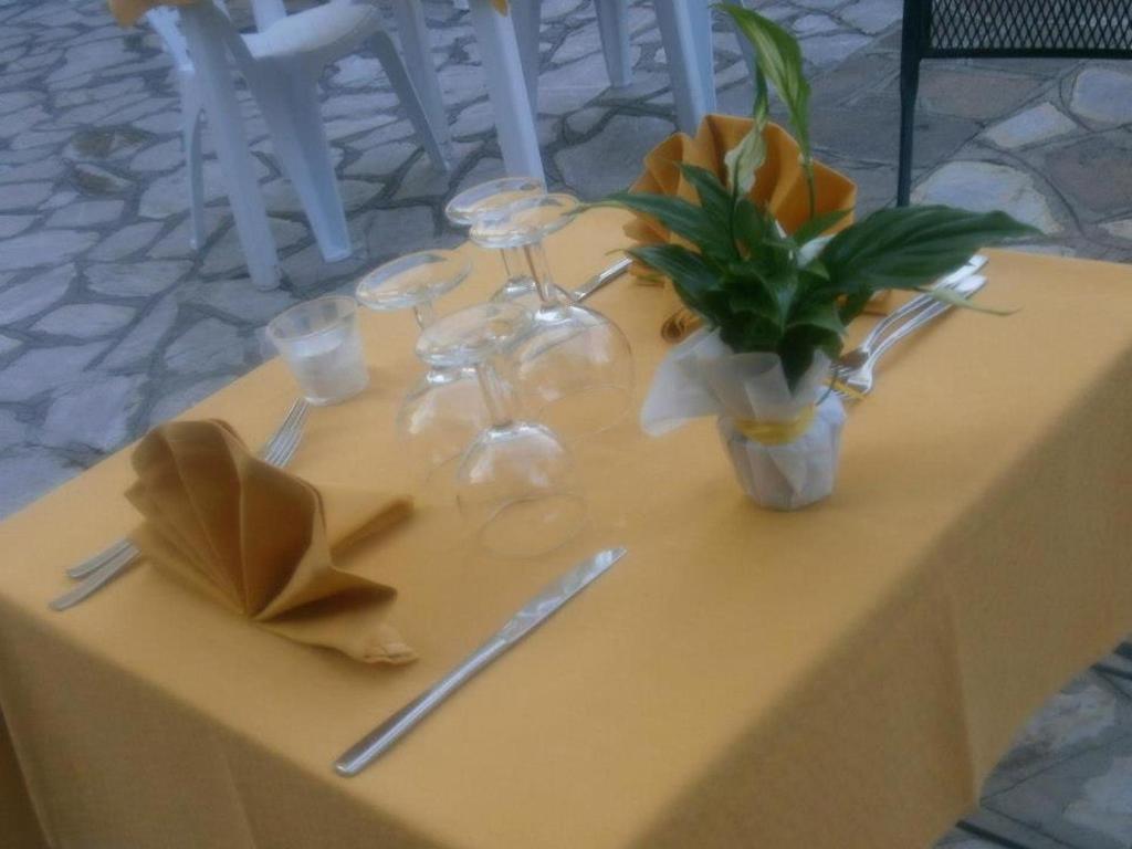 Hotel La Conchiglia Marciana Marina  Buitenkant foto